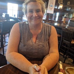 Meet your Posher, Kristin